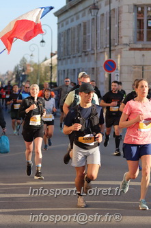 Marathon_Cheverny2025_Dimanche_Passage_CentreVille/2025CHEVERNY_VILLE_000220.JPG