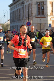 Marathon_Cheverny2025_Dimanche_Passage_CentreVille/2025CHEVERNY_VILLE_000246.JPG