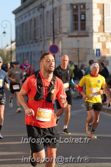 Marathon_Cheverny2025_Dimanche_Passage_CentreVille/2025CHEVERNY_VILLE_000247.JPG