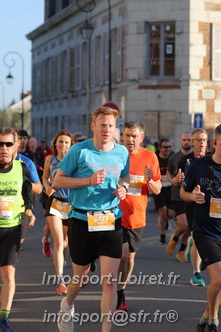 Marathon_Cheverny2025_Dimanche_Passage_CentreVille/2025CHEVERNY_VILLE_000252.JPG
