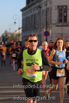 Marathon_Cheverny2025_Dimanche_Passage_CentreVille/2025CHEVERNY_VILLE_000254.JPG