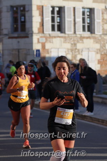 Marathon_Cheverny2025_Dimanche_Passage_CentreVille/2025CHEVERNY_VILLE_000258.JPG