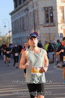 Marathon_Cheverny2025_Dimanche_Passage_CentreVille/2025CHEVERNY_VILLE_000262.JPG