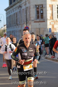 Marathon_Cheverny2025_Dimanche_Passage_CentreVille/2025CHEVERNY_VILLE_000266.JPG