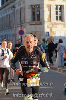 Marathon_Cheverny2025_Dimanche_Passage_CentreVille/2025CHEVERNY_VILLE_000267.JPG