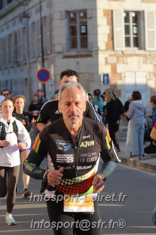 Marathon_Cheverny2025_Dimanche_Passage_CentreVille/2025CHEVERNY_VILLE_000268.JPG