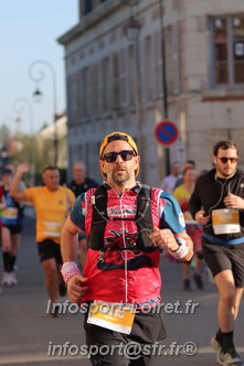 Marathon_Cheverny2025_Dimanche_Passage_CentreVille/2025CHEVERNY_VILLE_000271.JPG