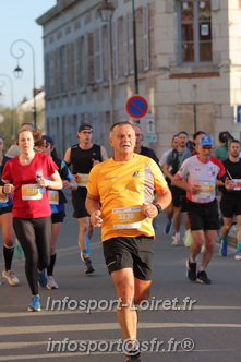 Marathon_Cheverny2025_Dimanche_Passage_CentreVille/2025CHEVERNY_VILLE_000274.JPG