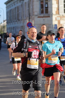 Marathon_Cheverny2025_Dimanche_Passage_CentreVille/2025CHEVERNY_VILLE_000280.JPG