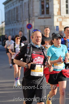 Marathon_Cheverny2025_Dimanche_Passage_CentreVille/2025CHEVERNY_VILLE_000281.JPG