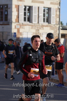 Marathon_Cheverny2025_Dimanche_Passage_CentreVille/2025CHEVERNY_VILLE_000294.JPG