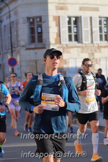 Marathon_Cheverny2025_Dimanche_Passage_CentreVille/2025CHEVERNY_VILLE_000303.JPG