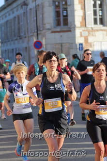 Marathon_Cheverny2025_Dimanche_Passage_CentreVille/2025CHEVERNY_VILLE_000307.JPG