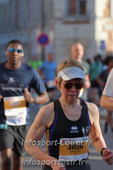 Marathon_Cheverny2025_Dimanche_Passage_CentreVille/2025CHEVERNY_VILLE_000331.JPG