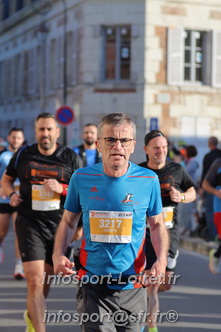Marathon_Cheverny2025_Dimanche_Passage_CentreVille/2025CHEVERNY_VILLE_000374.JPG