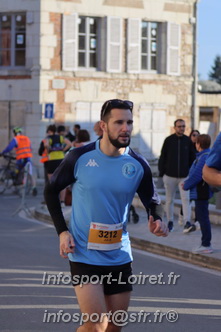Marathon_Cheverny2025_Dimanche_Passage_CentreVille/2025CHEVERNY_VILLE_000377.JPG