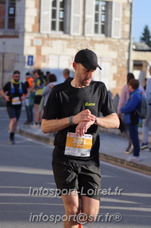 Marathon_Cheverny2025_Dimanche_Passage_CentreVille/2025CHEVERNY_VILLE_000381.JPG