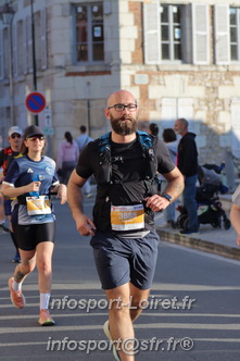 Marathon_Cheverny2025_Dimanche_Passage_CentreVille/2025CHEVERNY_VILLE_000391.JPG