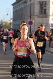 Marathon_Cheverny2025_Dimanche_Passage_CentreVille/2025CHEVERNY_VILLE_000397.JPG