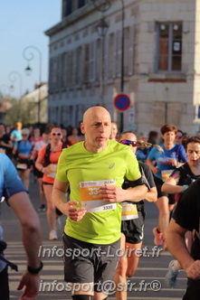 Marathon_Cheverny2025_Dimanche_Passage_CentreVille/2025CHEVERNY_VILLE_000426.JPG
