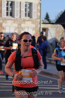 Marathon_Cheverny2025_Dimanche_Passage_CentreVille/2025CHEVERNY_VILLE_000428.JPG