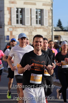 Marathon_Cheverny2025_Dimanche_Passage_CentreVille/2025CHEVERNY_VILLE_000436.JPG