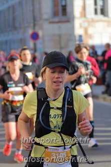 Marathon_Cheverny2025_Dimanche_Passage_CentreVille/2025CHEVERNY_VILLE_000442.JPG