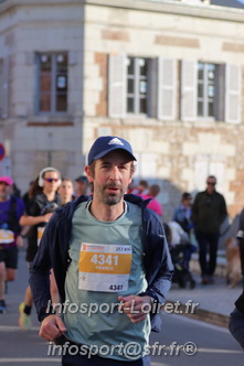 Marathon_Cheverny2025_Dimanche_Passage_CentreVille/2025CHEVERNY_VILLE_000461.JPG