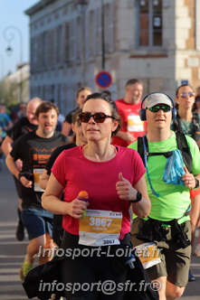 Marathon_Cheverny2025_Dimanche_Passage_CentreVille/2025CHEVERNY_VILLE_000493.JPG