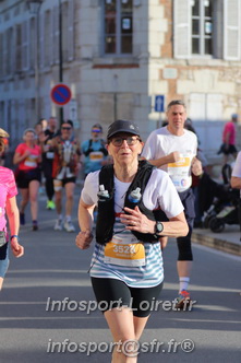 Marathon_Cheverny2025_Dimanche_Passage_CentreVille/2025CHEVERNY_VILLE_000516.JPG