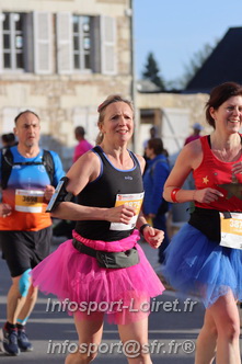 Marathon_Cheverny2025_Dimanche_Passage_CentreVille/2025CHEVERNY_VILLE_000541.JPG