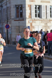 Marathon_Cheverny2025_Dimanche_Passage_CentreVille/2025CHEVERNY_VILLE_000547.JPG