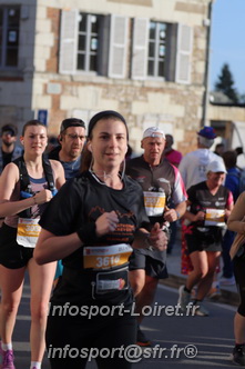 Marathon_Cheverny2025_Dimanche_Passage_CentreVille/2025CHEVERNY_VILLE_000559.JPG