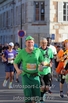 Marathon_Cheverny2025_Dimanche_Passage_CentreVille/2025CHEVERNY_VILLE_000571.JPG