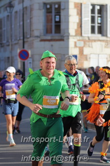 Marathon_Cheverny2025_Dimanche_Passage_CentreVille/2025CHEVERNY_VILLE_000573.JPG