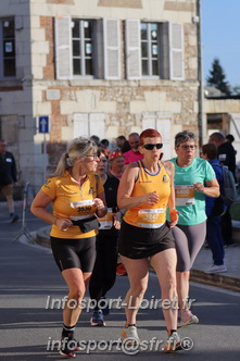 Marathon_Cheverny2025_Dimanche_Passage_CentreVille/2025CHEVERNY_VILLE_000607.JPG
