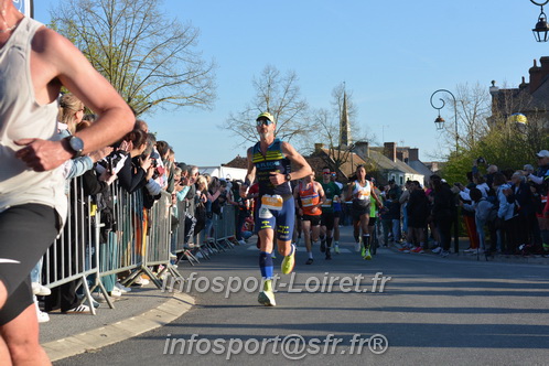 Marathon_Cheverny2025_Dimanche_Passage_CentreVille/2025CHEVERNY_VILLE_000661.JPG