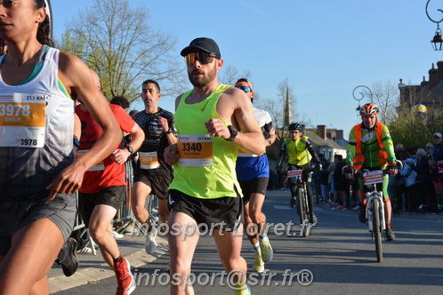 Marathon_Cheverny2025_Dimanche_Passage_CentreVille/2025CHEVERNY_VILLE_000664.JPG