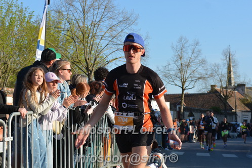 Marathon_Cheverny2025_Dimanche_Passage_CentreVille/2025CHEVERNY_VILLE_000671.JPG