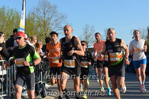 Marathon_Cheverny2025_Dimanche_Passage_CentreVille/2025CHEVERNY_VILLE_000686.JPG