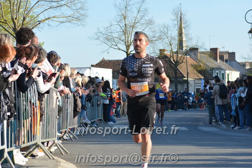 Marathon_Cheverny2025_Dimanche_Passage_CentreVille/2025CHEVERNY_VILLE_000691.JPG