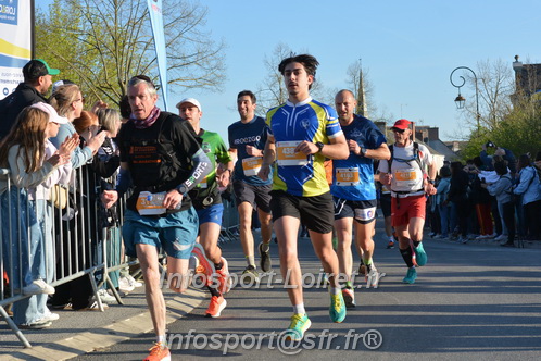 Marathon_Cheverny2025_Dimanche_Passage_CentreVille/2025CHEVERNY_VILLE_000697.JPG