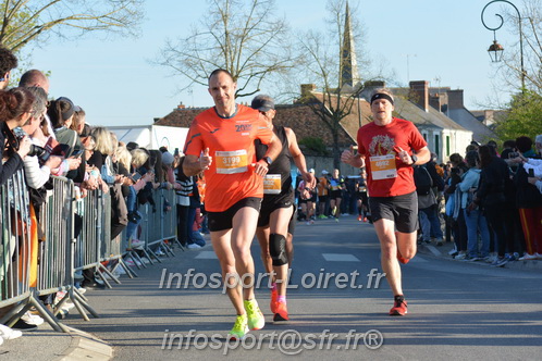 Marathon_Cheverny2025_Dimanche_Passage_CentreVille/2025CHEVERNY_VILLE_000704.JPG