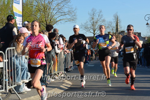Marathon_Cheverny2025_Dimanche_Passage_CentreVille/2025CHEVERNY_VILLE_000710.JPG