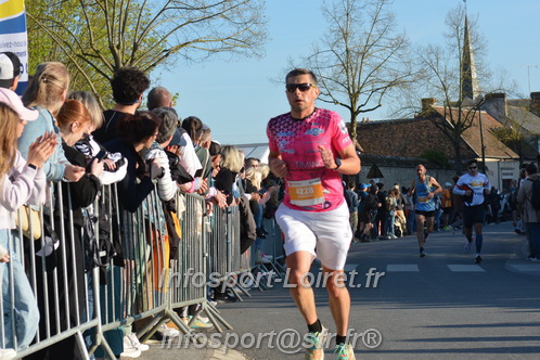 Marathon_Cheverny2025_Dimanche_Passage_CentreVille/2025CHEVERNY_VILLE_000718.JPG