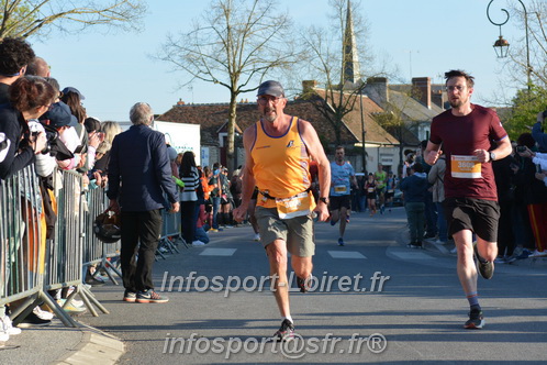 Marathon_Cheverny2025_Dimanche_Passage_CentreVille/2025CHEVERNY_VILLE_000725.JPG