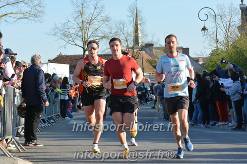 Marathon_Cheverny2025_Dimanche_Passage_CentreVille/2025CHEVERNY_VILLE_000727.JPG