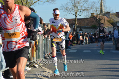 Marathon_Cheverny2025_Dimanche_Passage_CentreVille/2025CHEVERNY_VILLE_000736.JPG