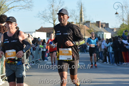 Marathon_Cheverny2025_Dimanche_Passage_CentreVille/2025CHEVERNY_VILLE_000746.JPG
