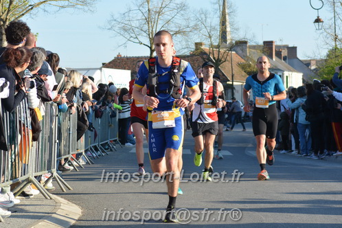 Marathon_Cheverny2025_Dimanche_Passage_CentreVille/2025CHEVERNY_VILLE_000747.JPG